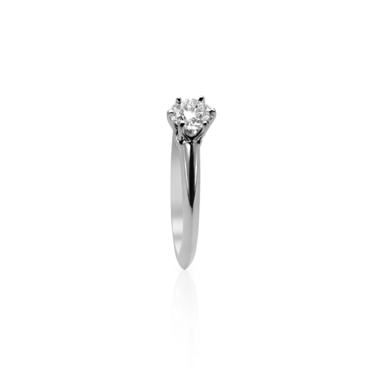 Koutisse Aster Solitaire Engagement Ring | Platinum